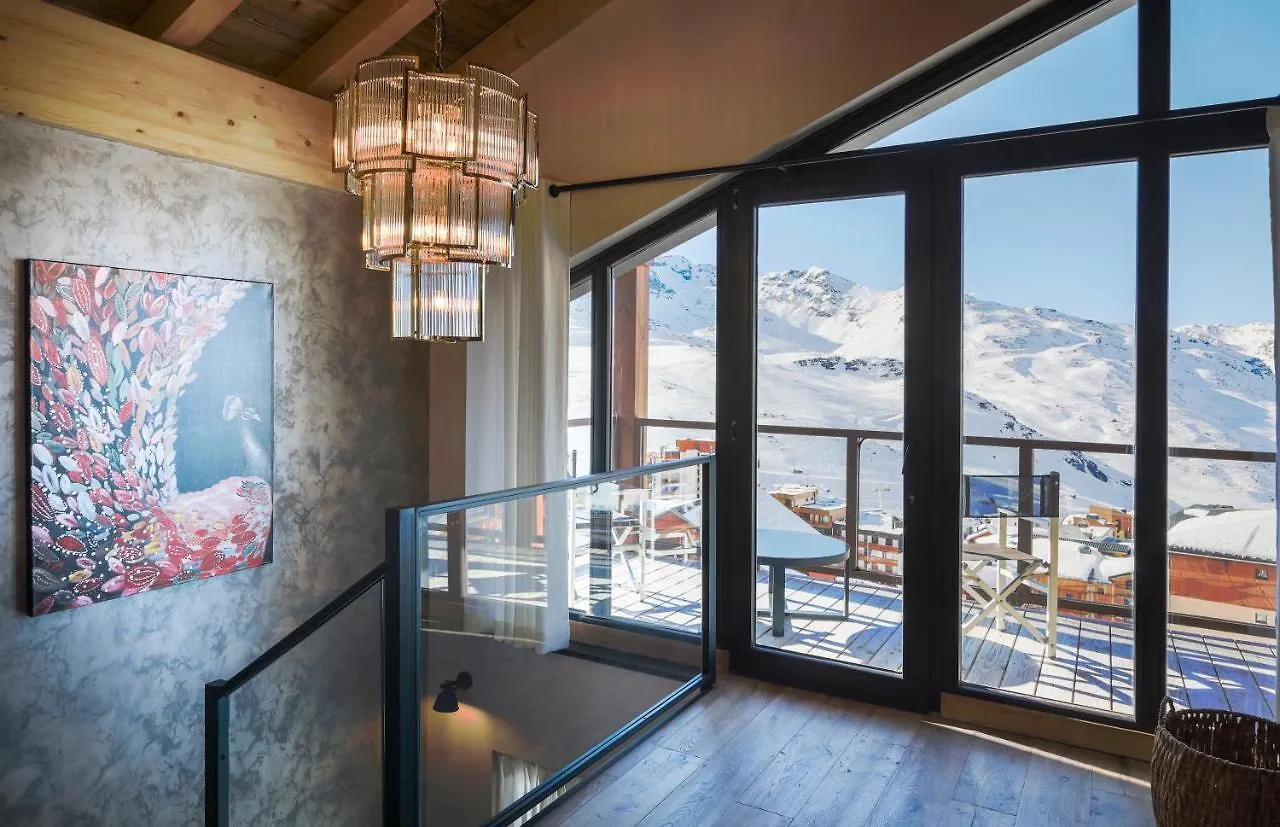 Chalet Carte Blanche Golden Jubilee Val Thorens