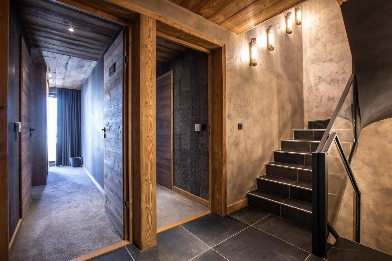 Chalet Carte Blanche Golden Jubilee Val Thorens