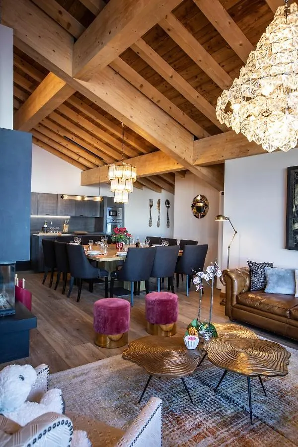 Chalet Carte Blanche Golden Jubilee Val Thorens