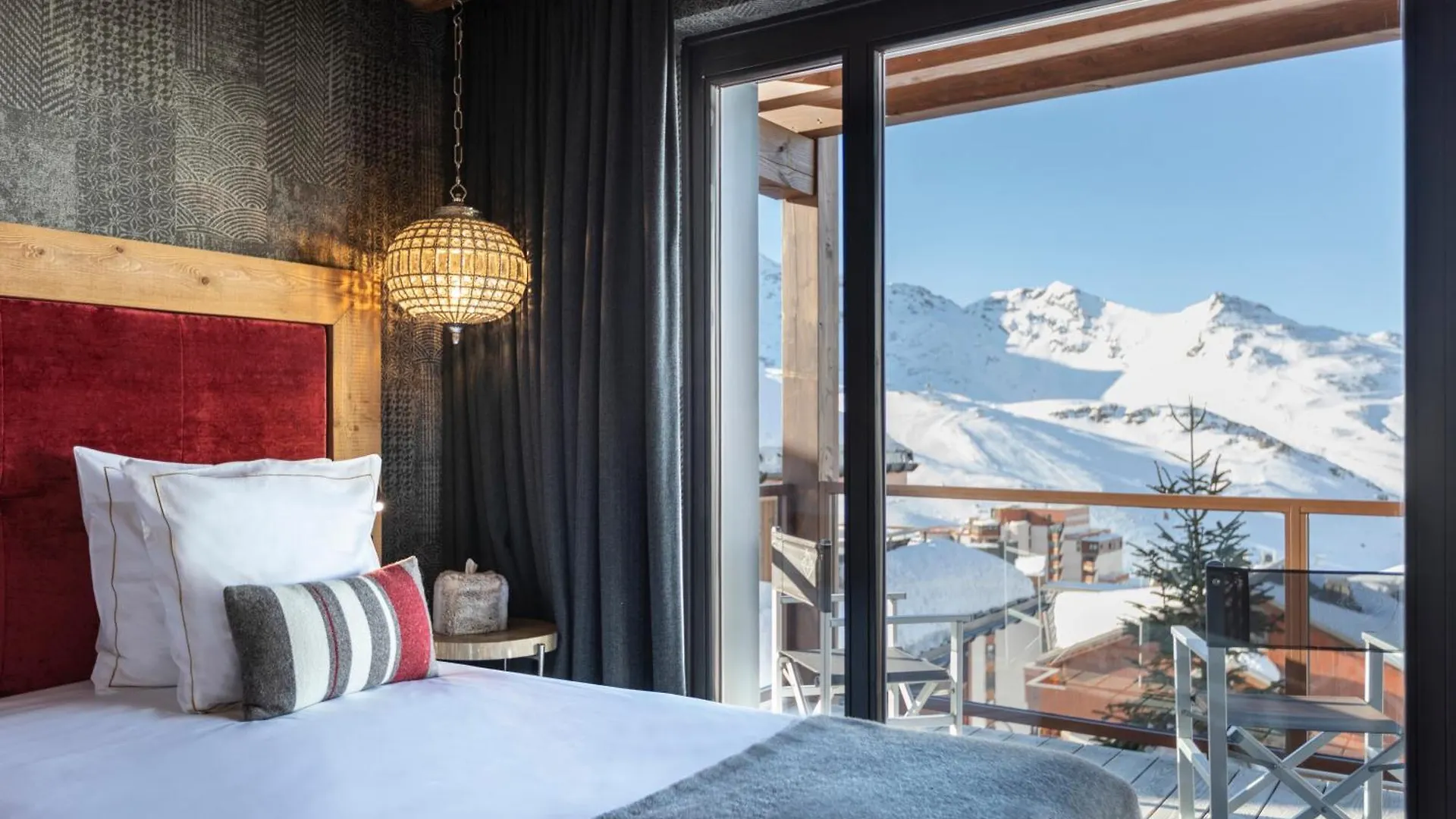 Chalet Carte Blanche Golden Jubilee Val Thorens